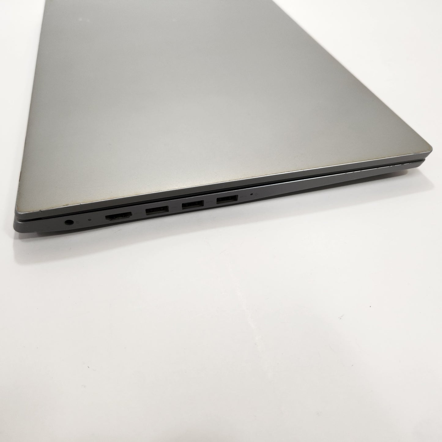 Lenovo Ideapad 15 Ryzen 5 3500U 8GB RAM 512GB SSD Radeon Vega 8 *fuzzy screen*