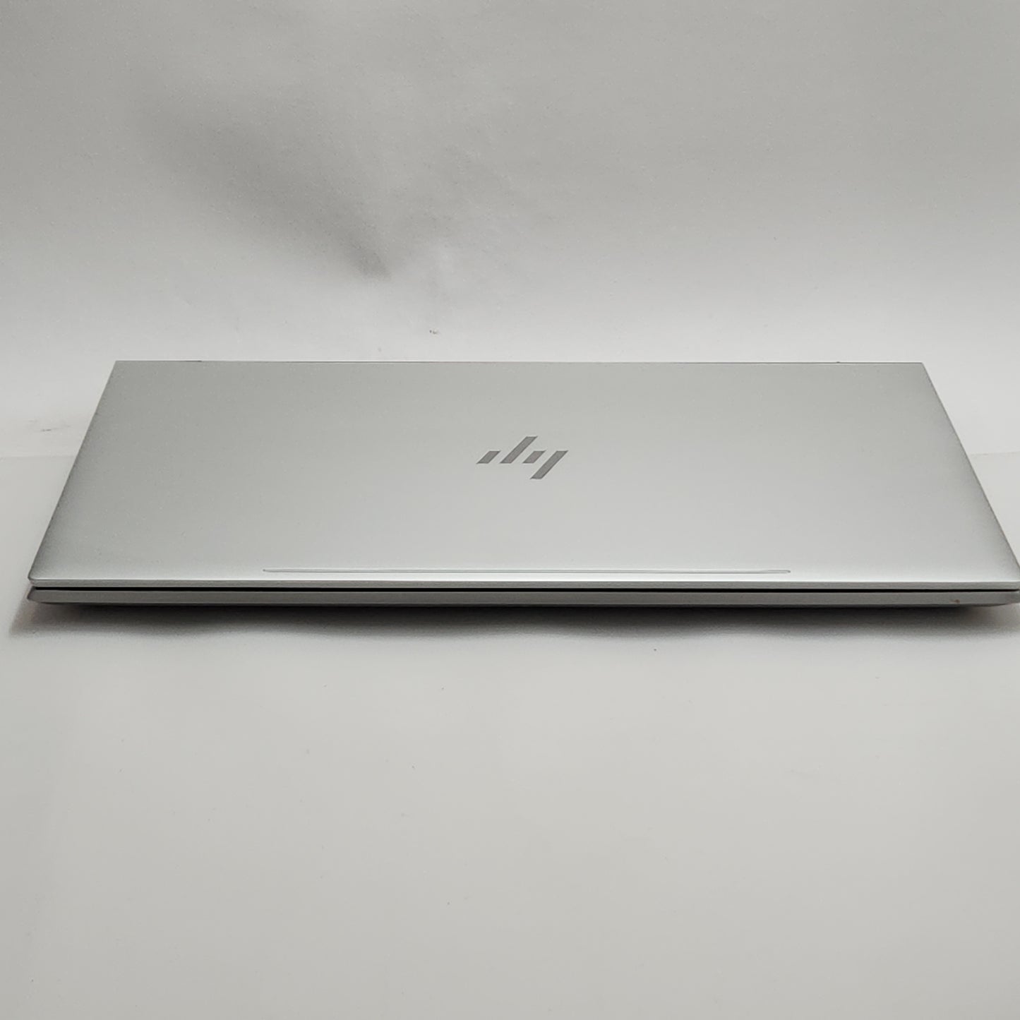 HP Envy 17t-bw000 17.3" i7-8550U 1.8GHz 12GB RAM 1TB HDD GeForce MX150