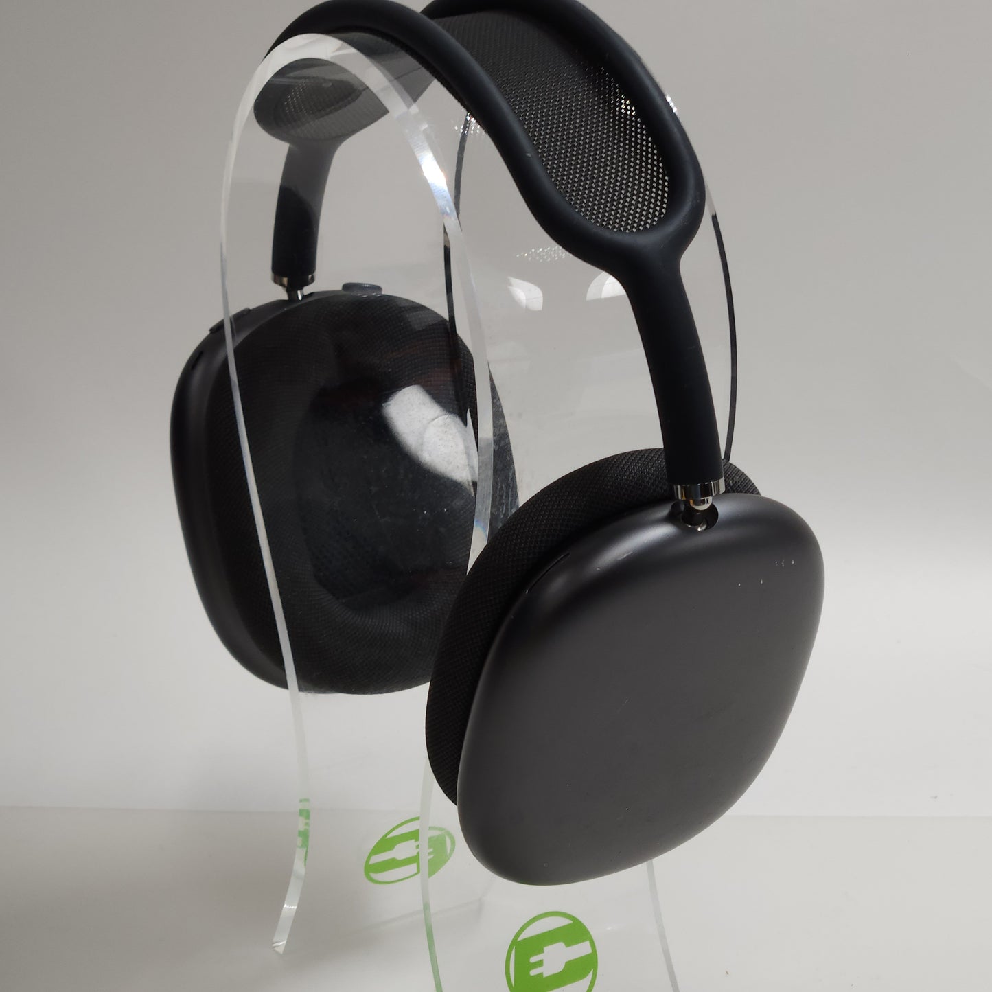 Apple AirPods Max Wireless Over-Ear Headphones Space Gray MGYH3AM/A