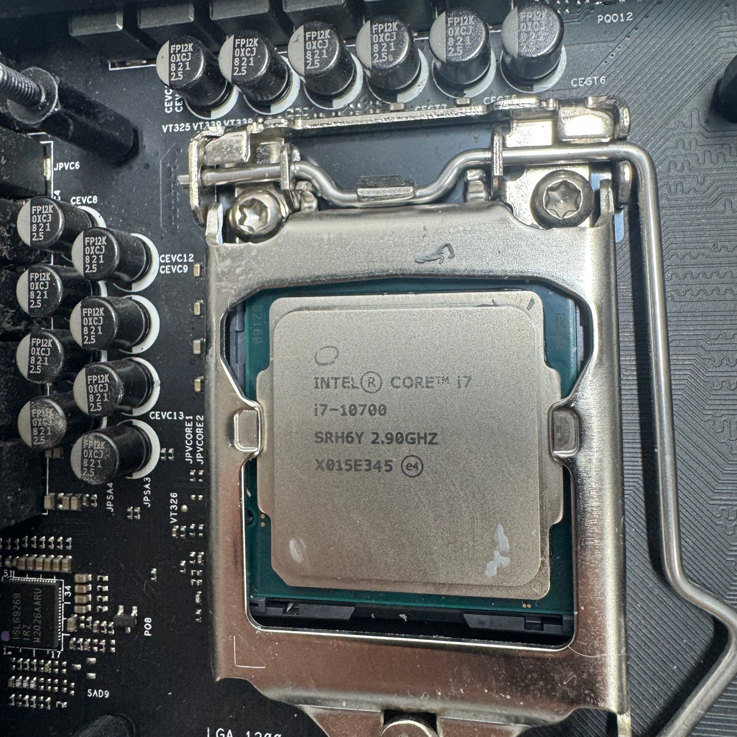 INTEL I7-10700 + NZXT N7 Z590 + CORSAIR VENGEANCE RGB 16GB RAM COMBO