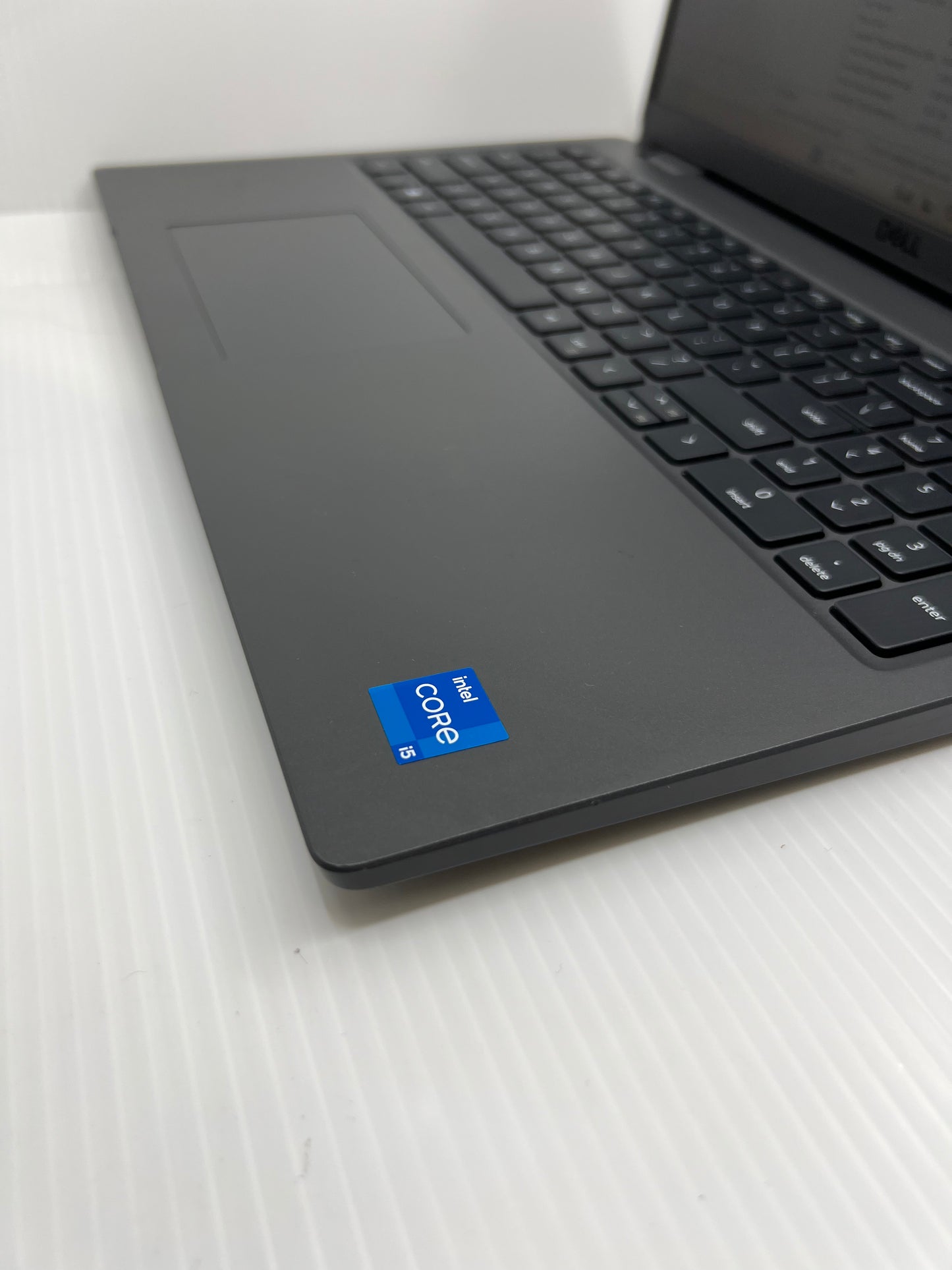 Dell Latitude 3540 15.6" i5-1335U 1.3GHz 8GB RAM 256GB SSD