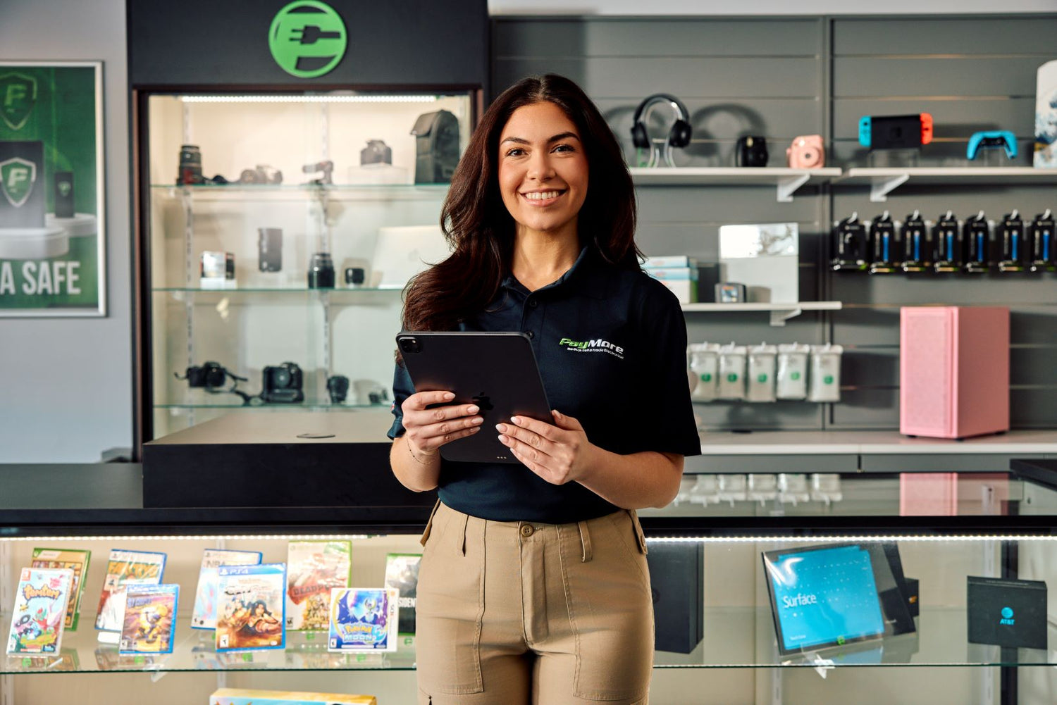 employee holding a tablet