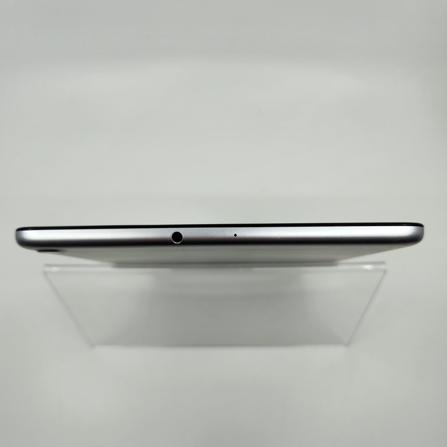 Silver WiFi Only Samsung Galaxy Tab A 10.1" 32GB SM-T517P