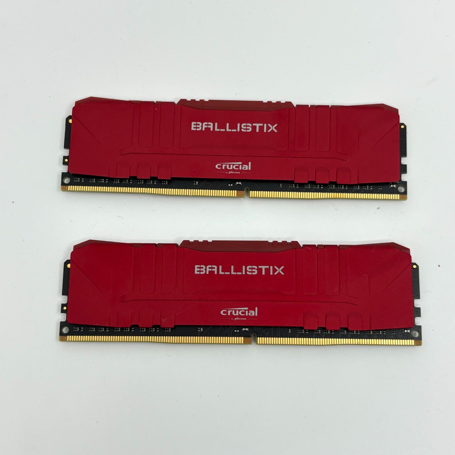 Crucial Ballistix 16GB (2x8GB) RAM DDR4 3000MHz BL8G30C15U4R.M8FE1