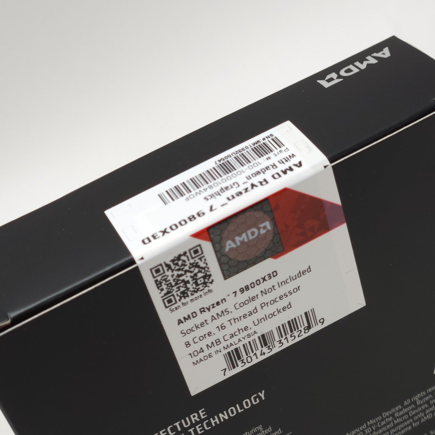 New AMD Ryzen 7 9800X3D 4.70GHz 8 Core 100-100001084WOF 16 Thread