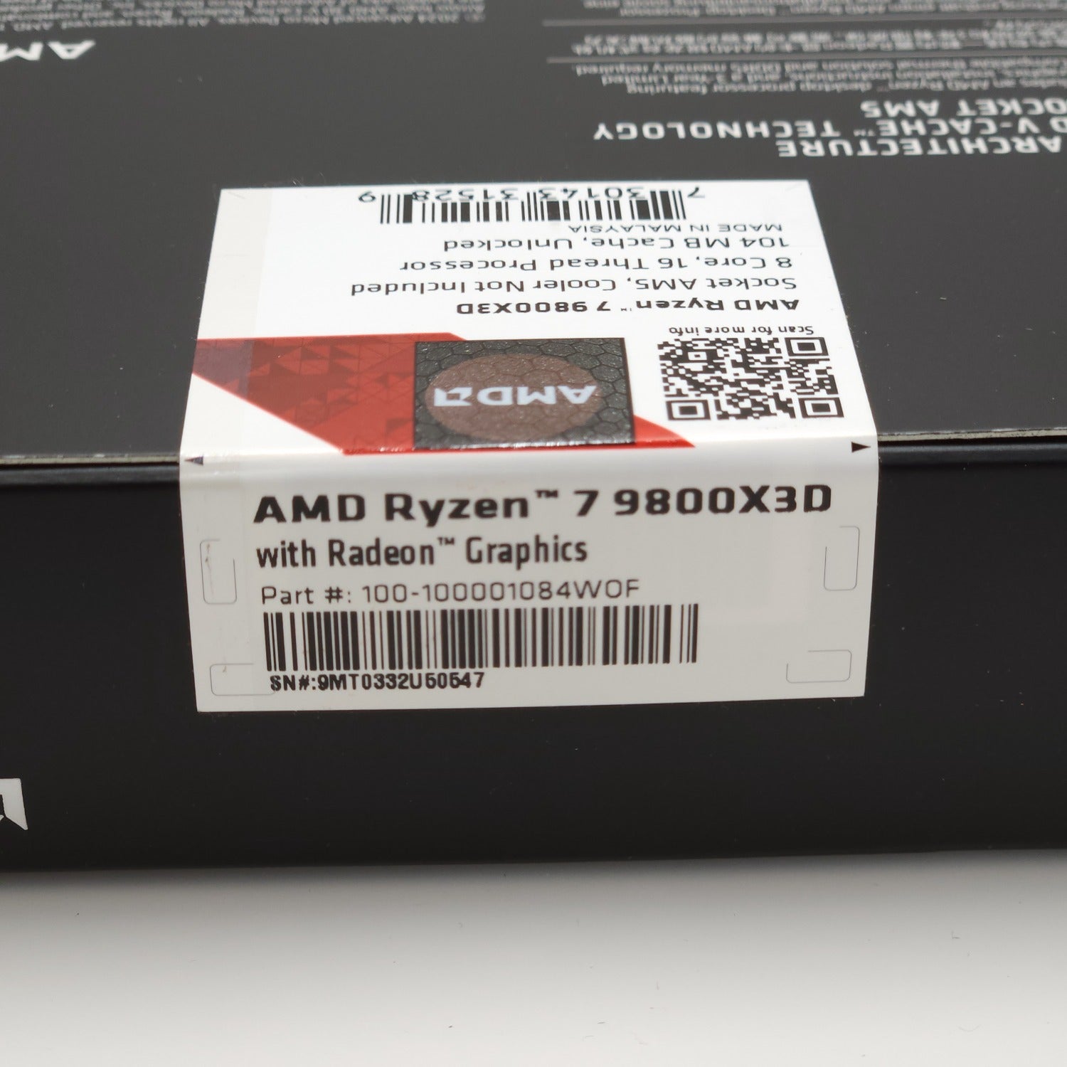 New AMD Ryzen 7 9800X3D 4.70GHz 8 Core 100-100001084WOF 16 Thread