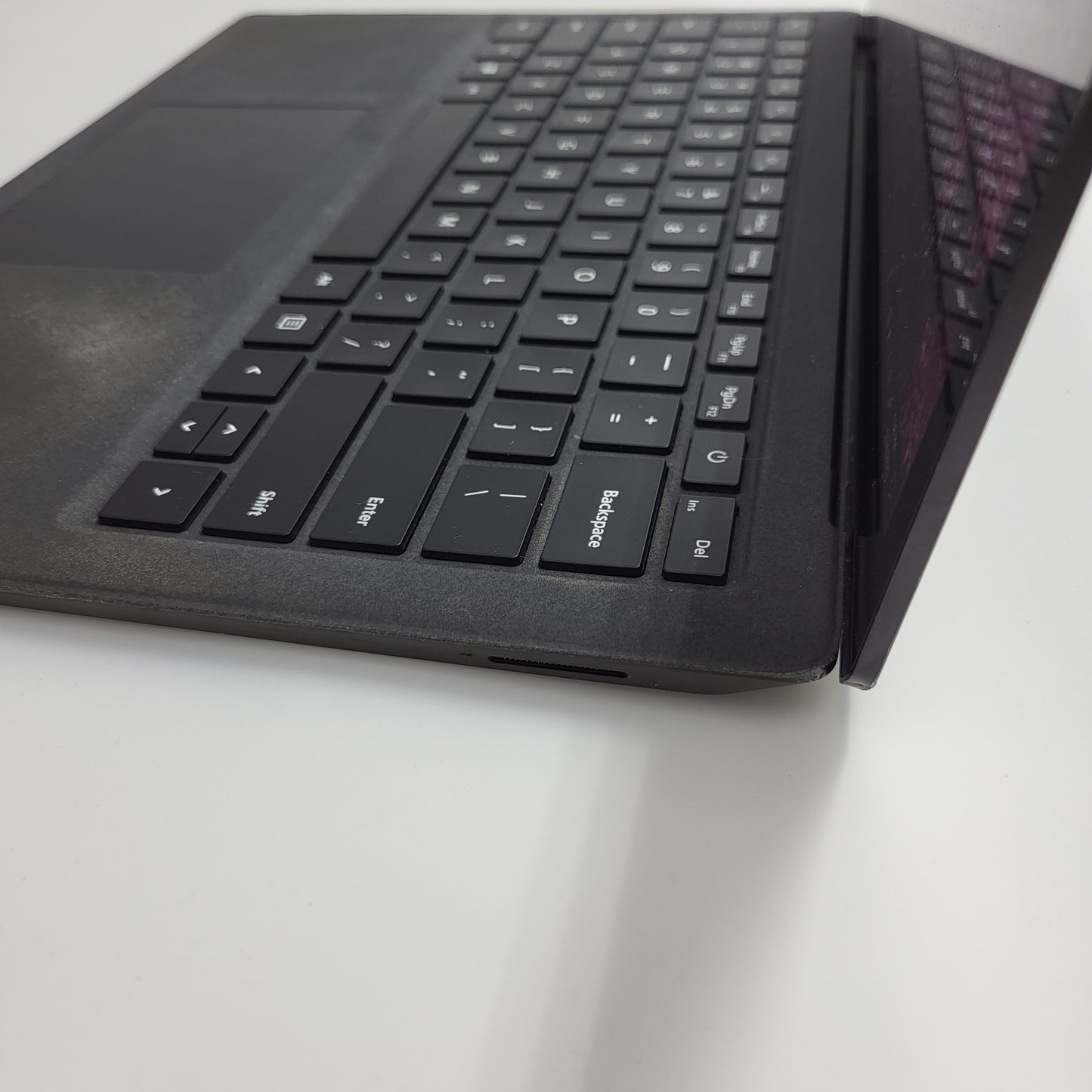 Microsoft Surface Laptop 2 1769 13.5" i7-8650U 1.9GHz 8GB RAM 256GB SSD