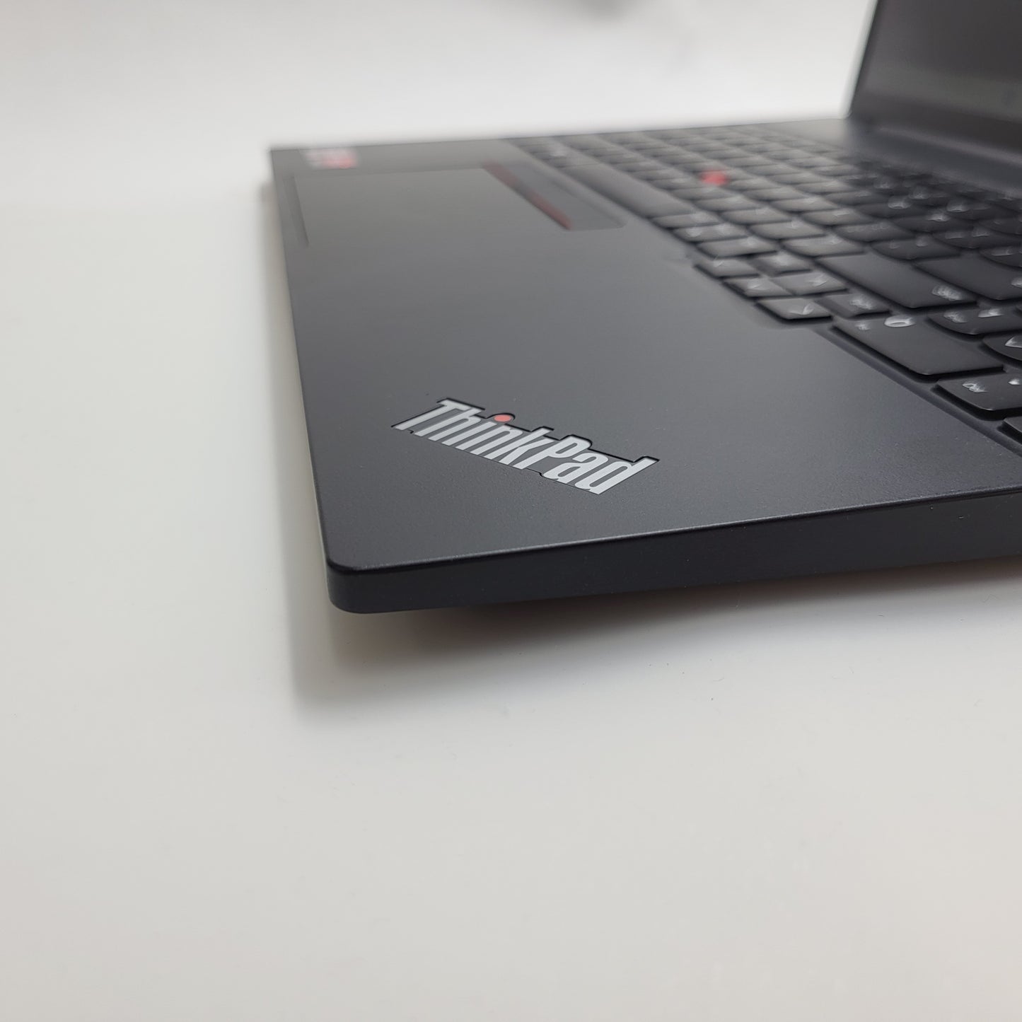 Lenovo ThinkPad E16 Gen 1 16" Ryzen 5 7530U 2.0GHz 24GB RAM 1TB SSD