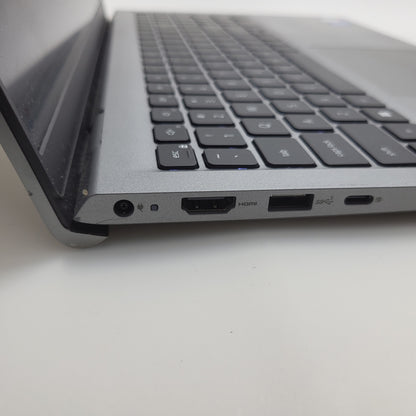 Dell Vostro 15 3530 15.6" i5-1335U 1.3GHz 16GB RAM 1TB SSD