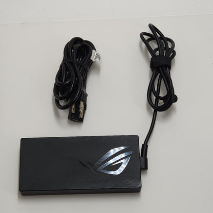 Asus ROG Zephyrus G14 14" Ryzen 9 7940HS 4.0GHz 32GB RAM 512GB SSD RTX 4060 