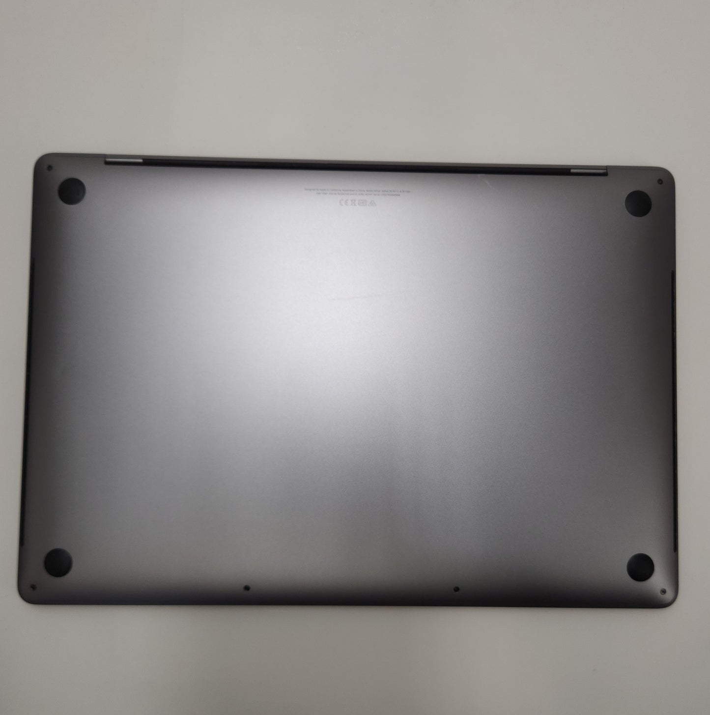 2019 Apple MacBook Pro 16" i7 32GB 1TB Space Gray Radeon Pro 5300M