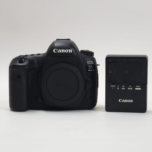 Canon EOS 5D Mark IV 30.4MP DSLR Camera