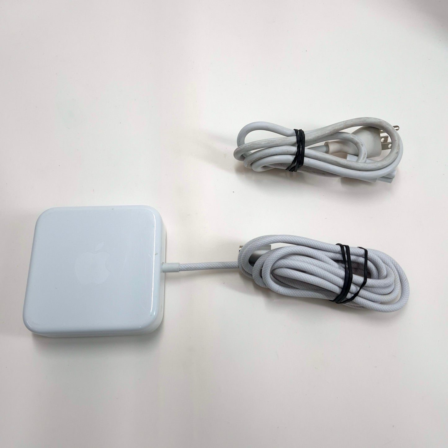 2021 Apple iMac 24" M1 7 Core 3.2GHz 8GB RAM 512GB SSD Silver Z131000LBLL/A