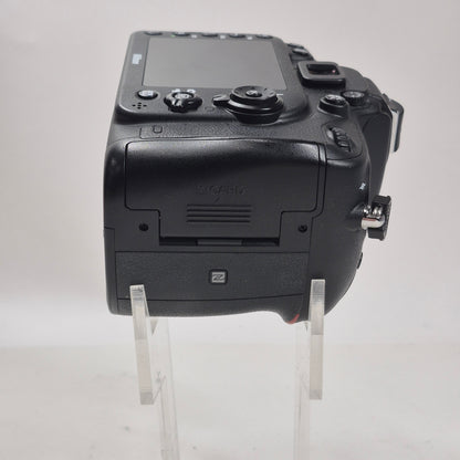 Nikon D7200 24.2MP DSLR Camera