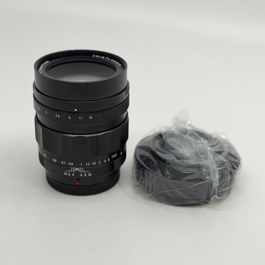 Voigtländer 42.5mm f/0.95 For Lumix MFT-Micro Four Thirds Mount Manual Lens