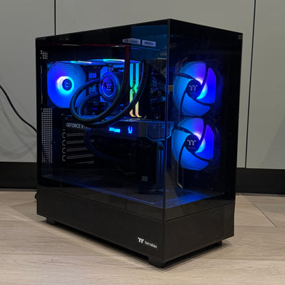 thermaltake Custom PC Ultra 7 265Kf 5.5GHZ 32GB RAM ZOTAC RTX 5070