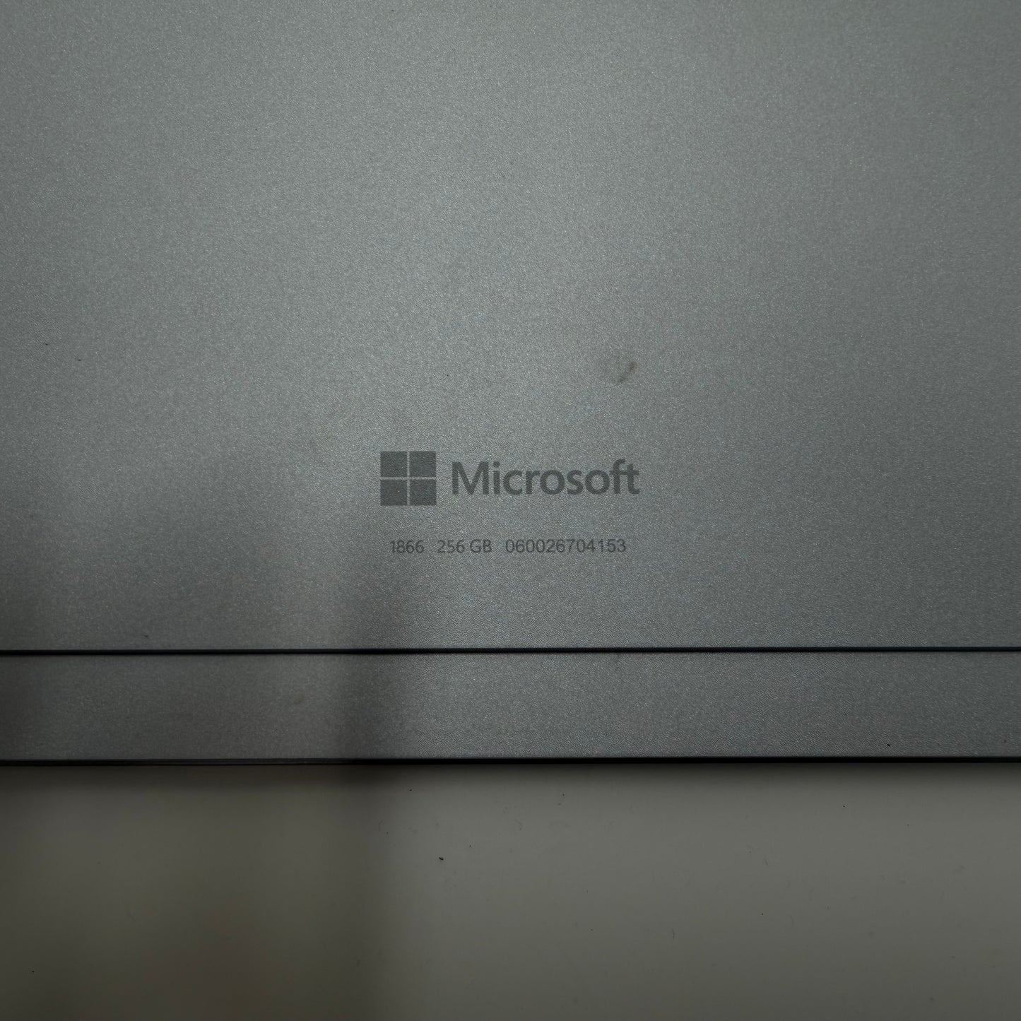 Broken Microsoft Surface Pro 7 1866 14.4" i5-1035G4 1.1GHz 8GB RAM 256GB SSD