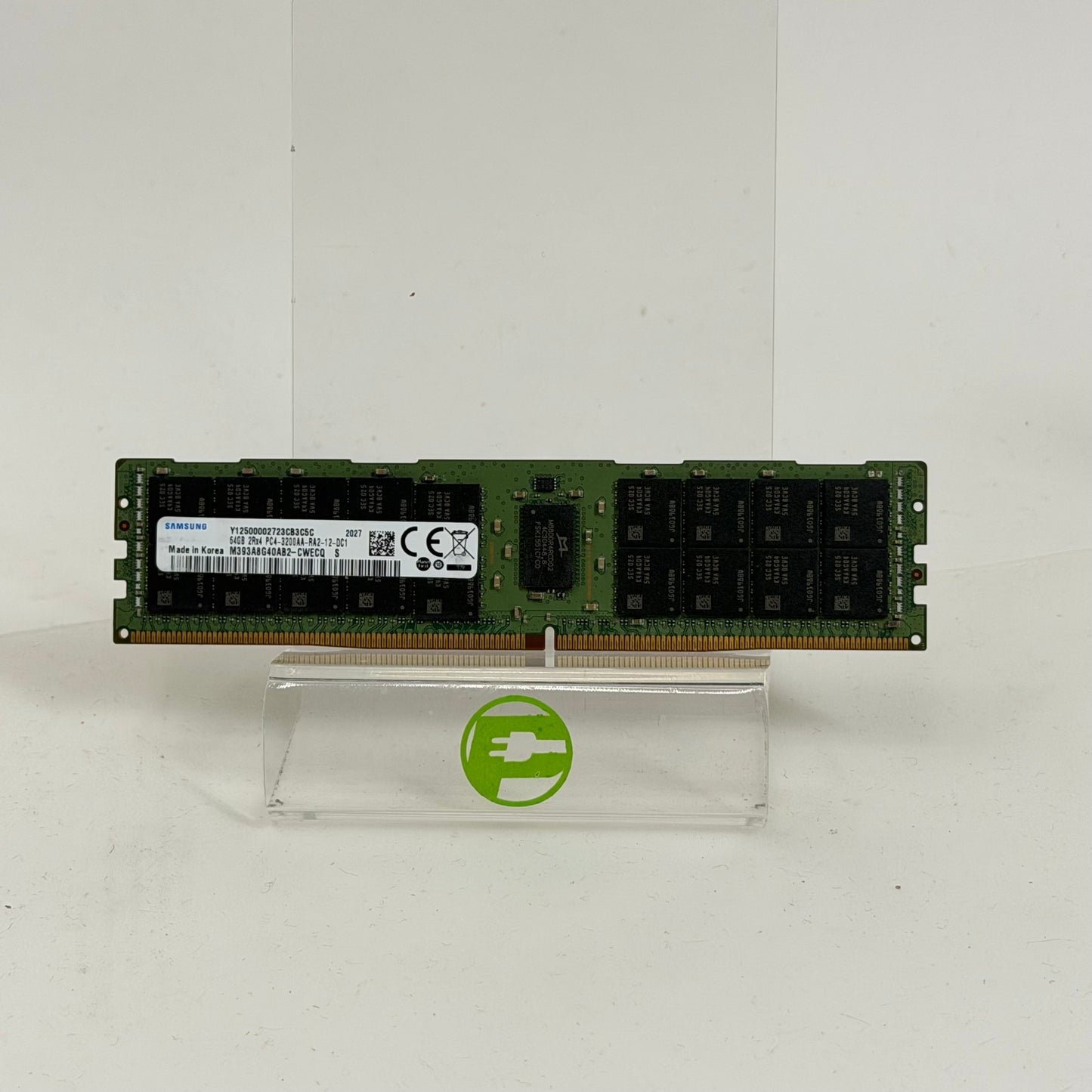 BROKEN Samsung 64GB (1x64GB) RAM DDR4 3200MHz M393A8G40BB4-CWE