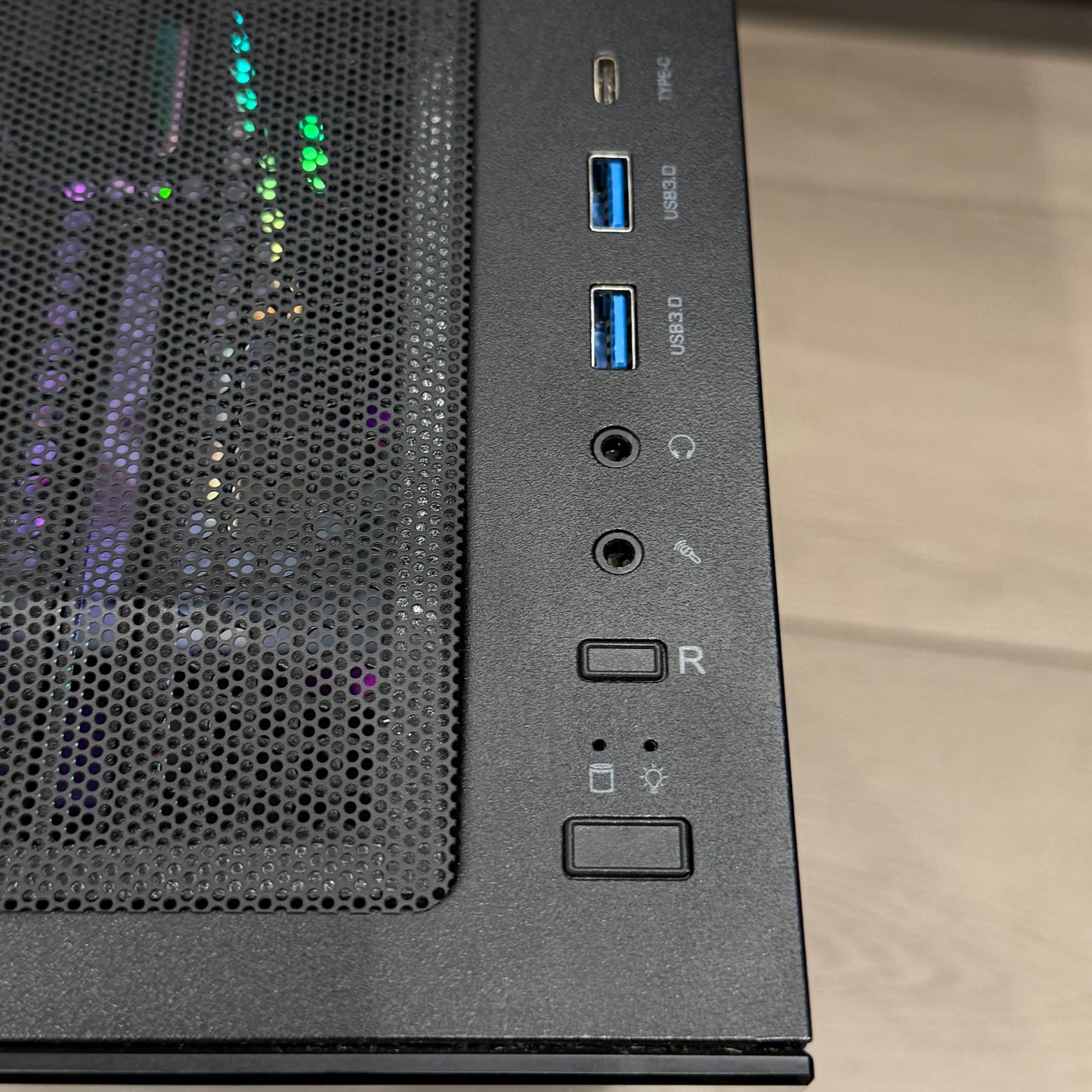 thermaltake Custom PC Ultra 7 265Kf 5.5GHZ 32GB RAM ZOTAC RTX 5070