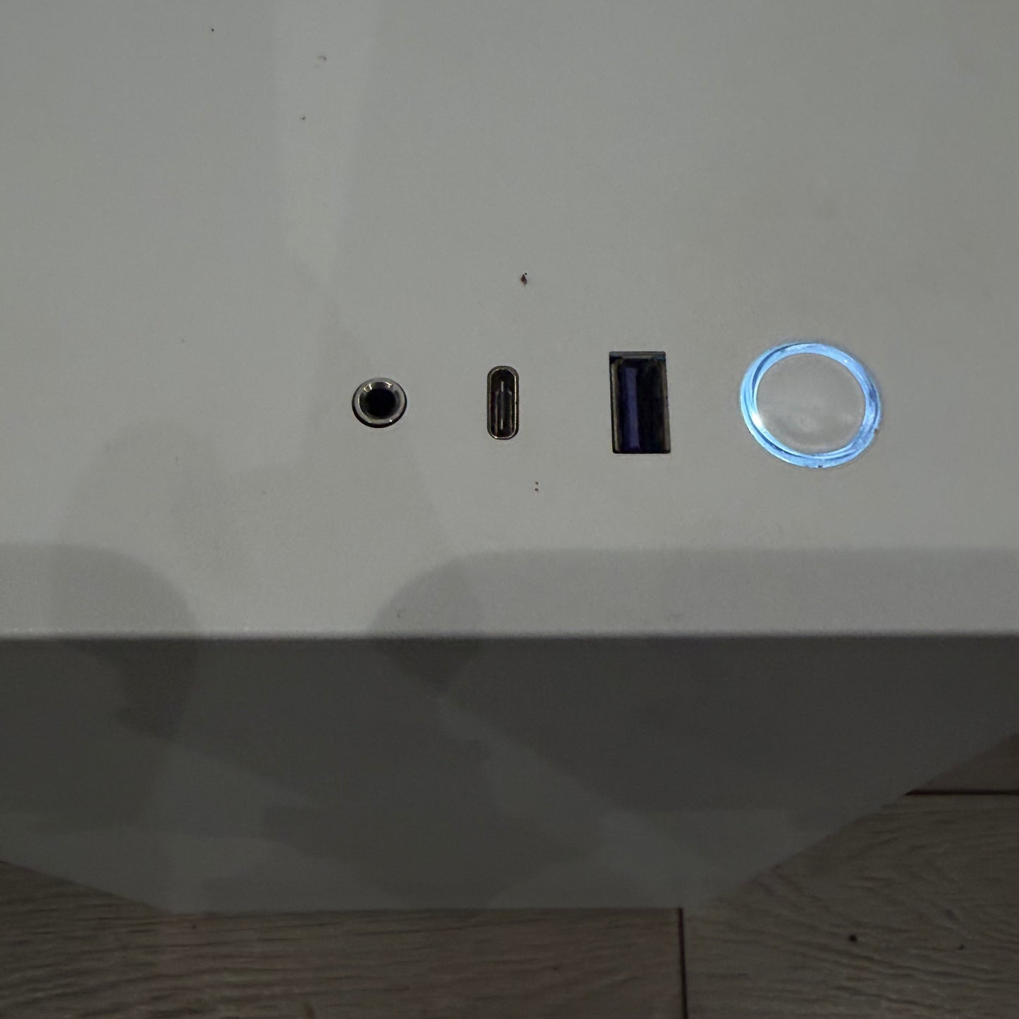 NZXT Custom PC ryzen 5 3600 3.20GHz 16GB RAM GeForce GTX 1660 Super