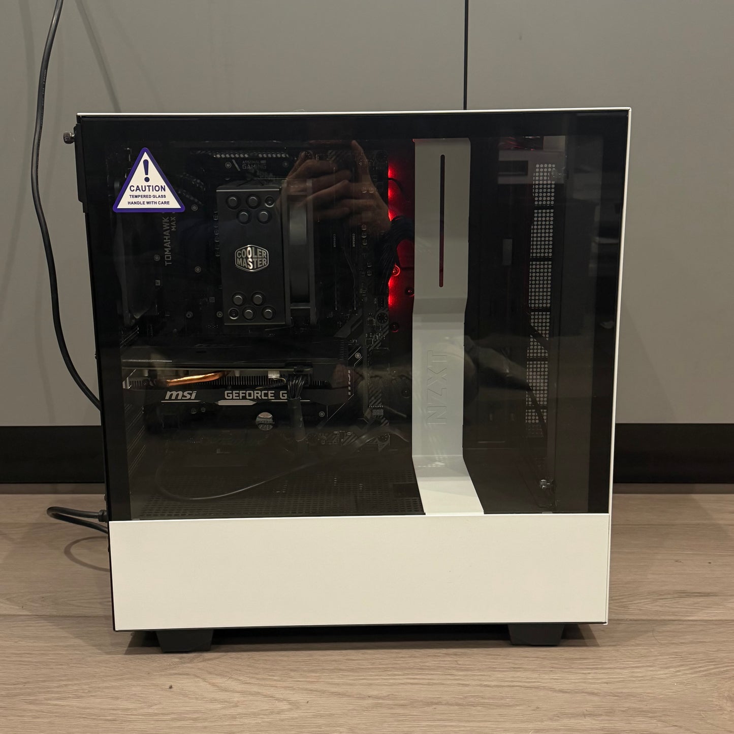 NZXT Custom PC ryzen 5 3600 3.20GHz 16GB RAM GeForce GTX 1660 Super