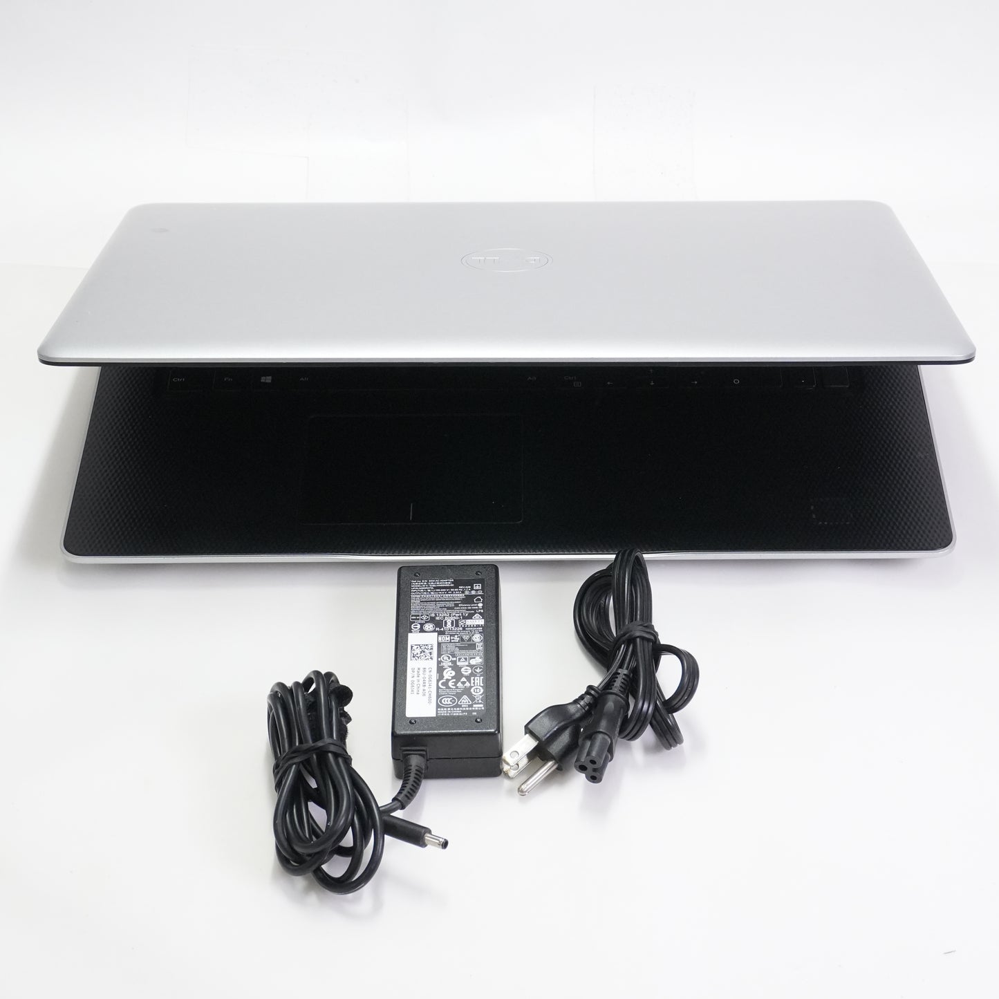Dell Inspiron 3793 17.3" i7-1065G7 1.5GHz 16GB RAM 256gb SSD 2TB HDD