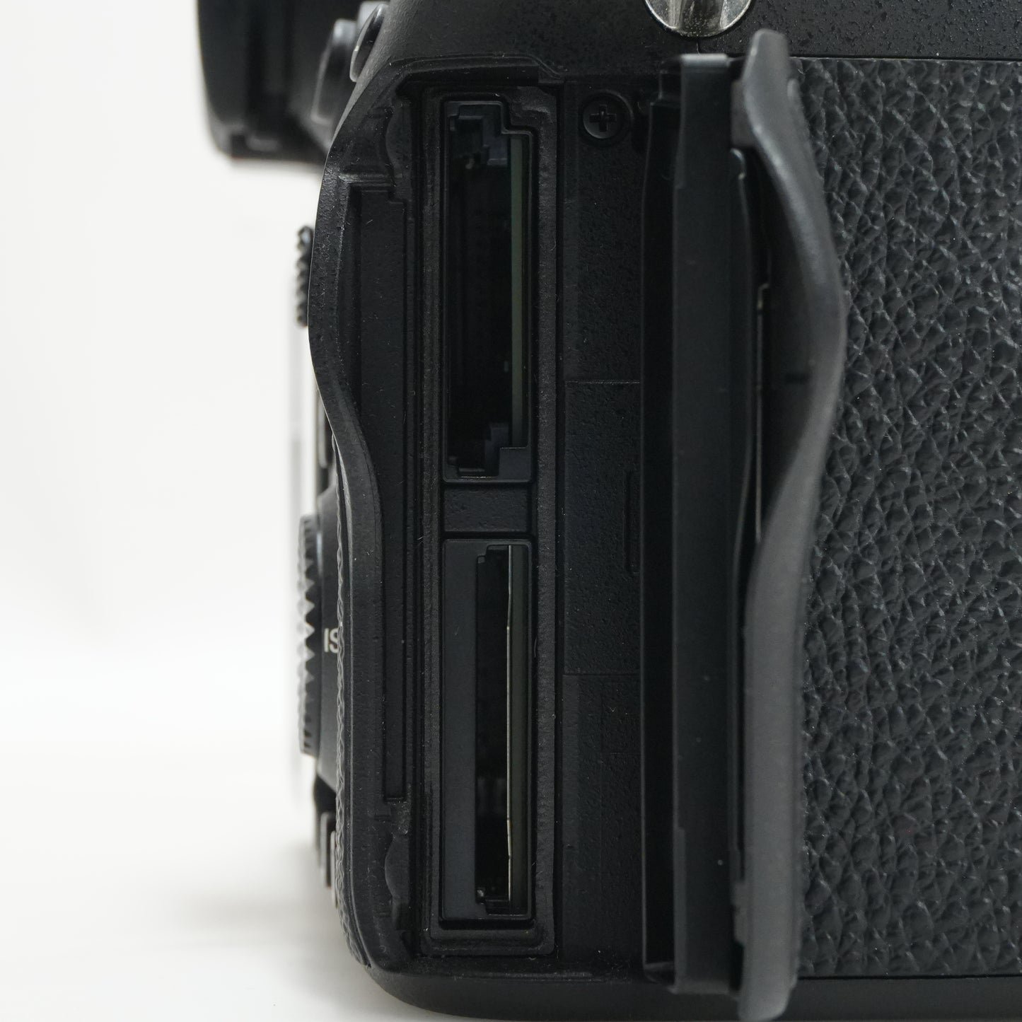 Sony Alpha A7 IV 33MP Full-Frame Mirrorless Digital Camera