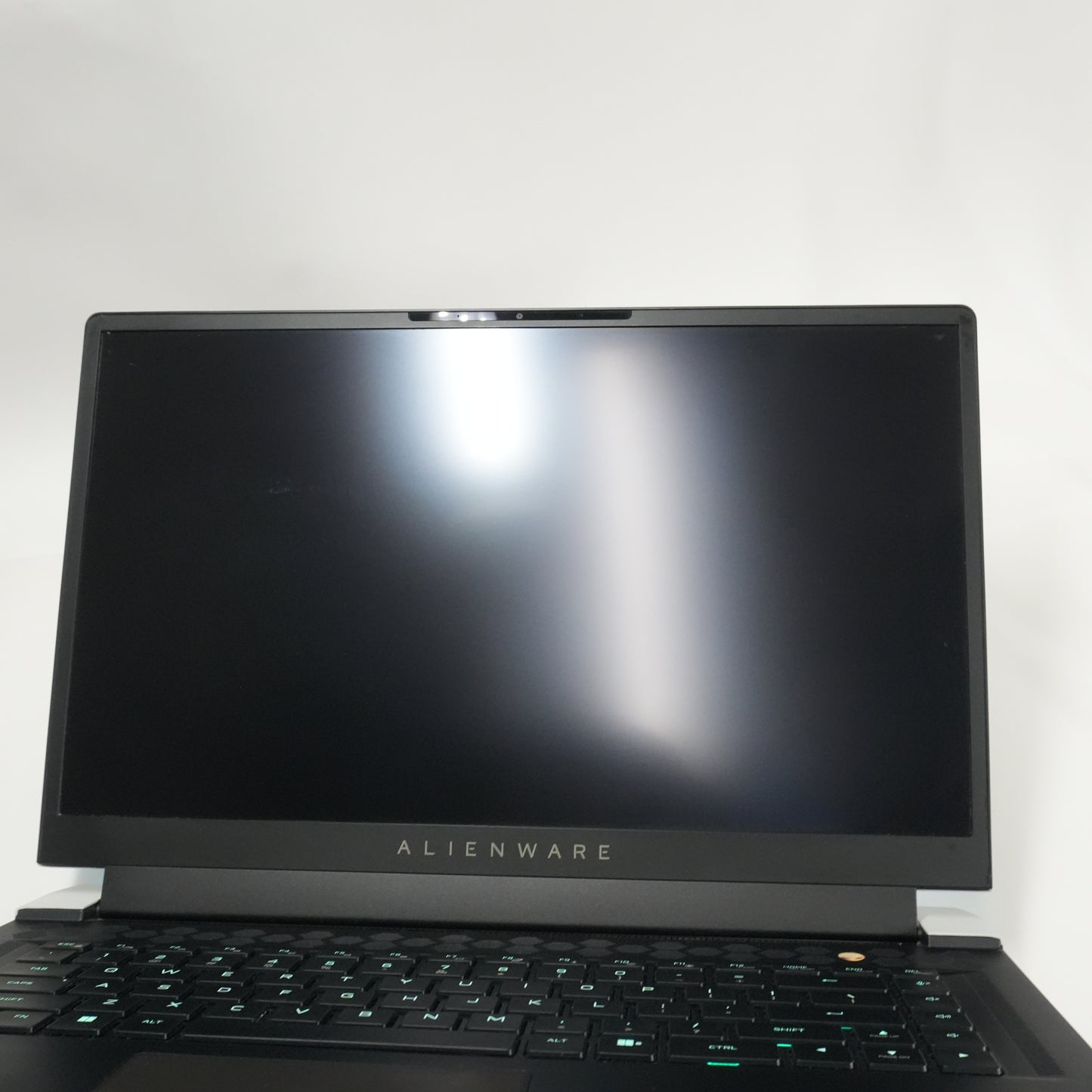 Alienware X15 R1 15.6" i7-11800H 2.3GHz 16GB RAM 512GB SSD GeForce RTX 3070