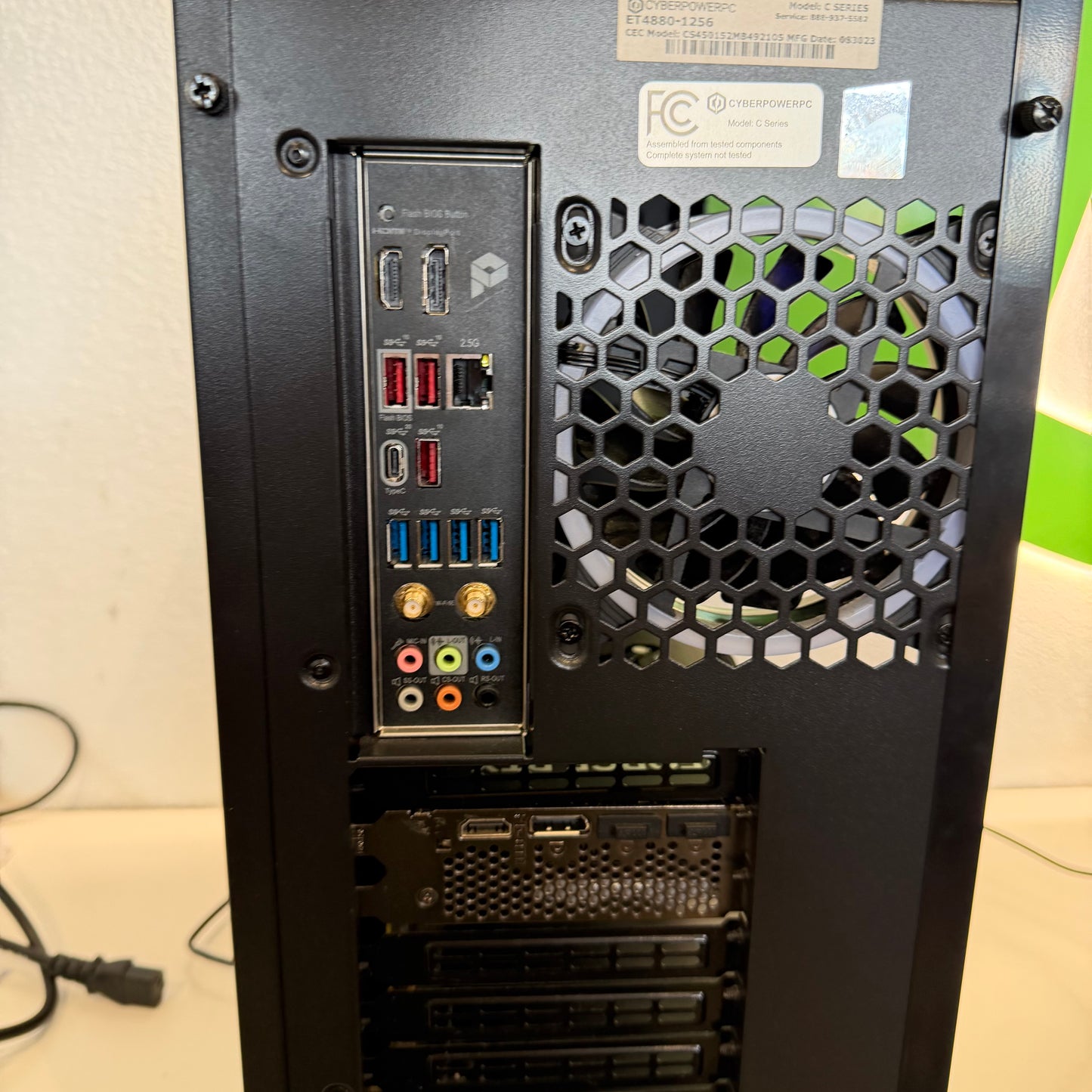 CyberPower PC Ryzen 7 7700 3.80GHz 16GB RAM 1TB SSD MSI GeForce RTX 4070