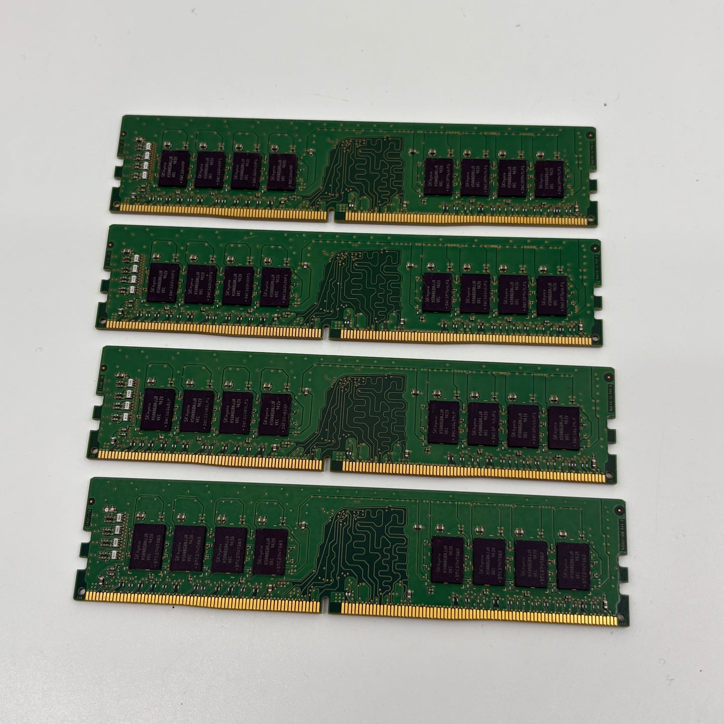 SK Hynix pc4-2666v-ub1-11 64GB (4x16GB) RAM DDR4 2666MHz HMA82GU6JJR8N-VK NO AC