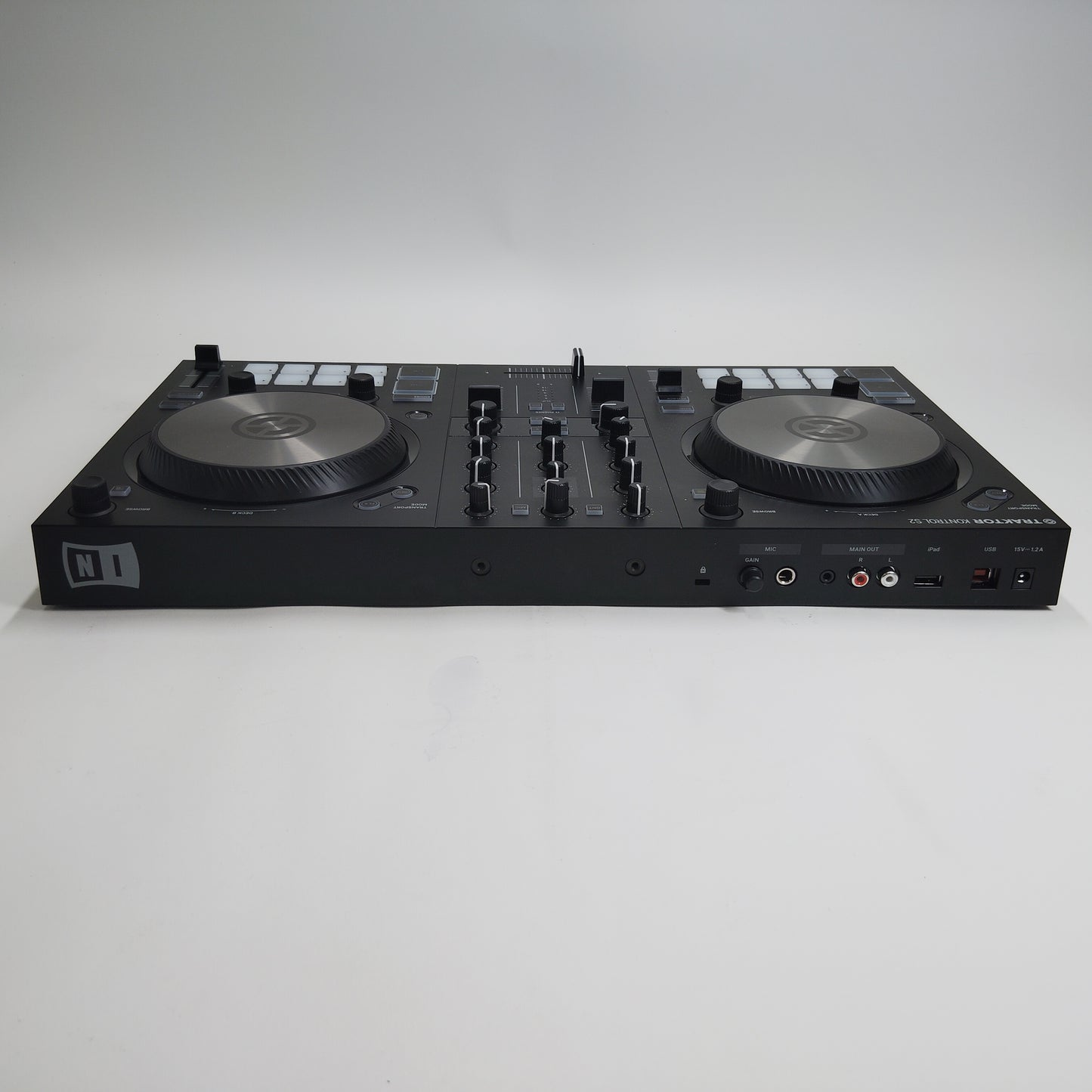 Traktor Kontrol S2 MK3 2-Channel 2-channel DJ controller