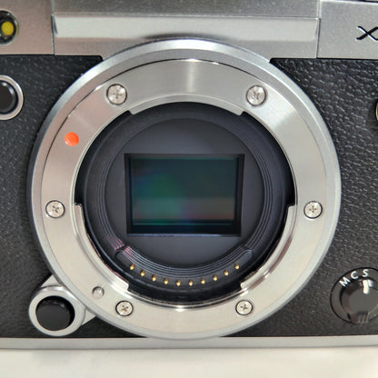 Fujifilm XT5 FF220001 40.2MP Mirrorless Camera With 16-80 F4 Lens